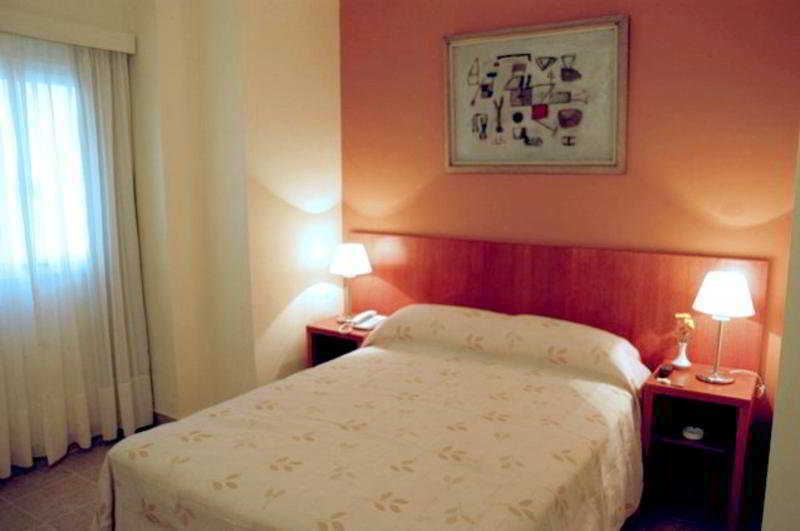 Hotel Uthgra De Las Luces Μπουένος Άιρες Δωμάτιο φωτογραφία